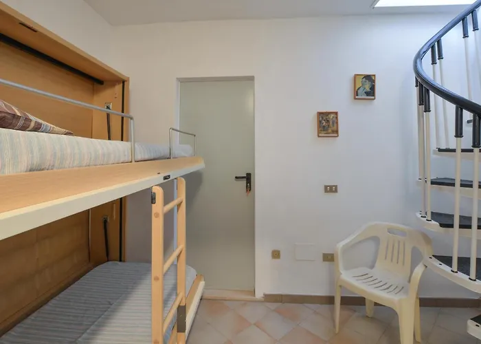 3 Bedroom Gorgeous In Pantai 滨海圣洛伦佐