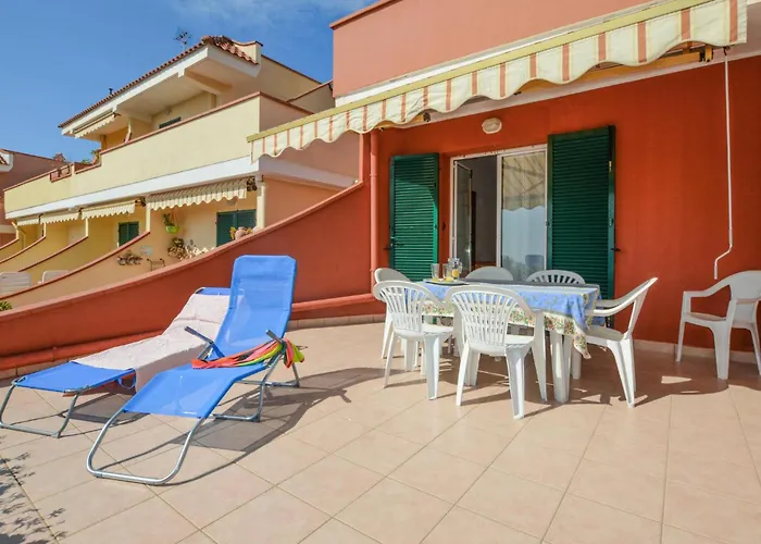3 Bedroom Gorgeous In Pantai Semesterbostad San Lorenzo al Mare